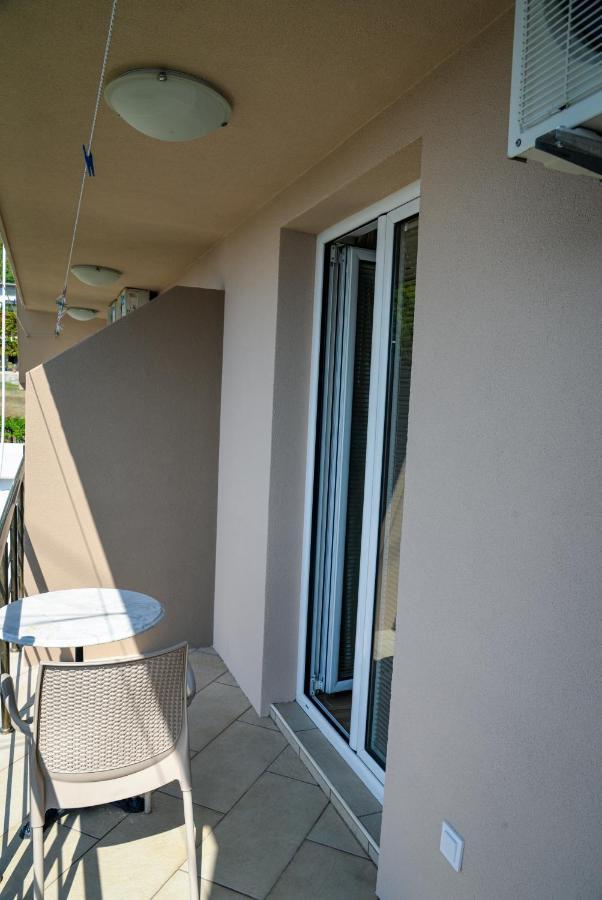 Guest House Ivana Tivat Exterior photo