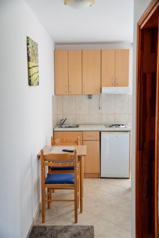 Guest House Ivana Tivat Exterior photo