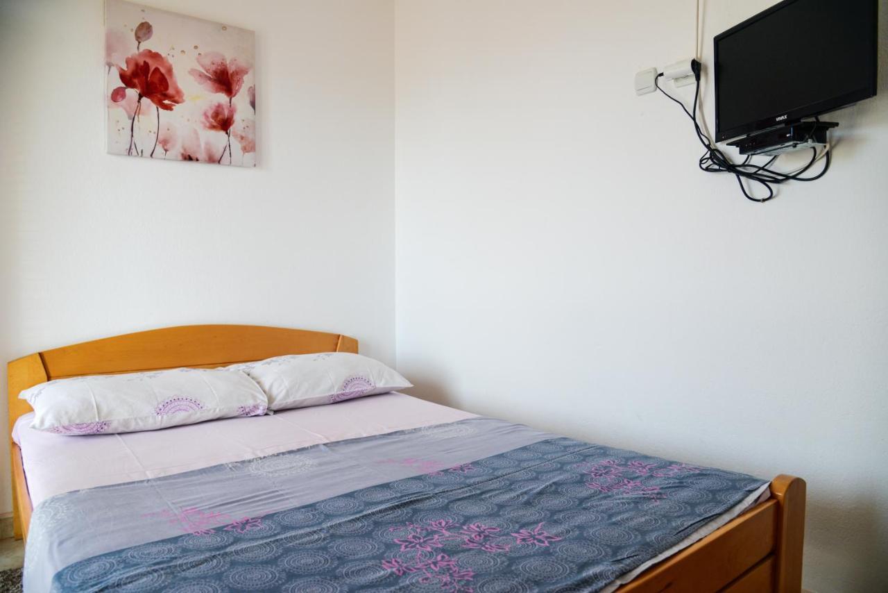 Guest House Ivana Tivat Exterior photo