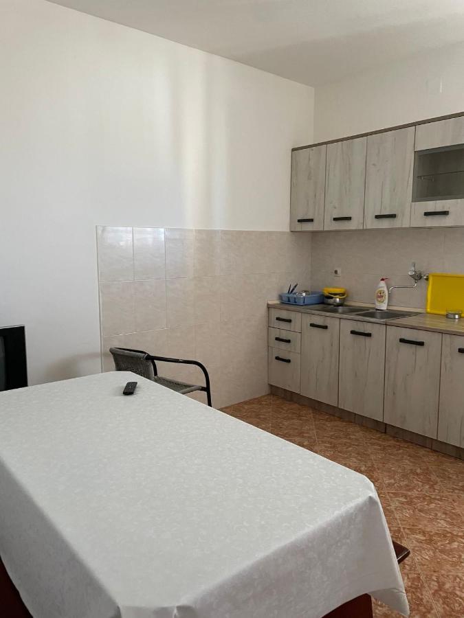 Guest House Ivana Tivat Exterior photo