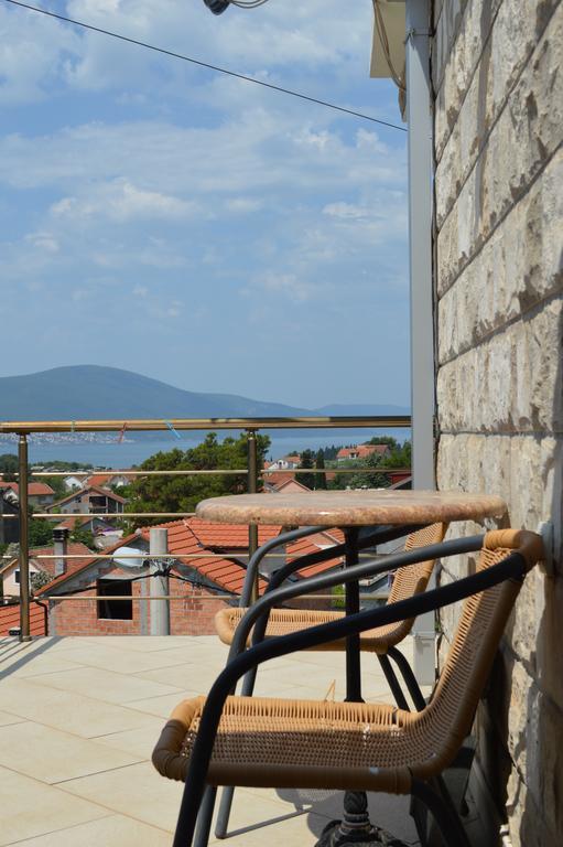 Guest House Ivana Tivat Exterior photo