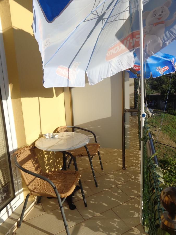 Guest House Ivana Tivat Exterior photo